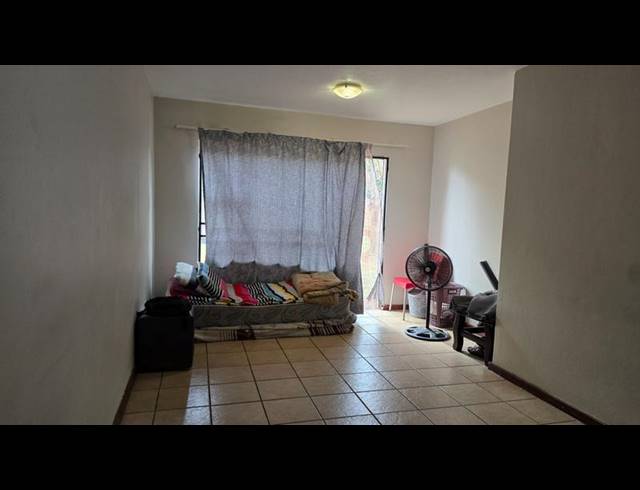 2 BEDROOM APARTMENT FOR SALE IN ANNLIN-WES